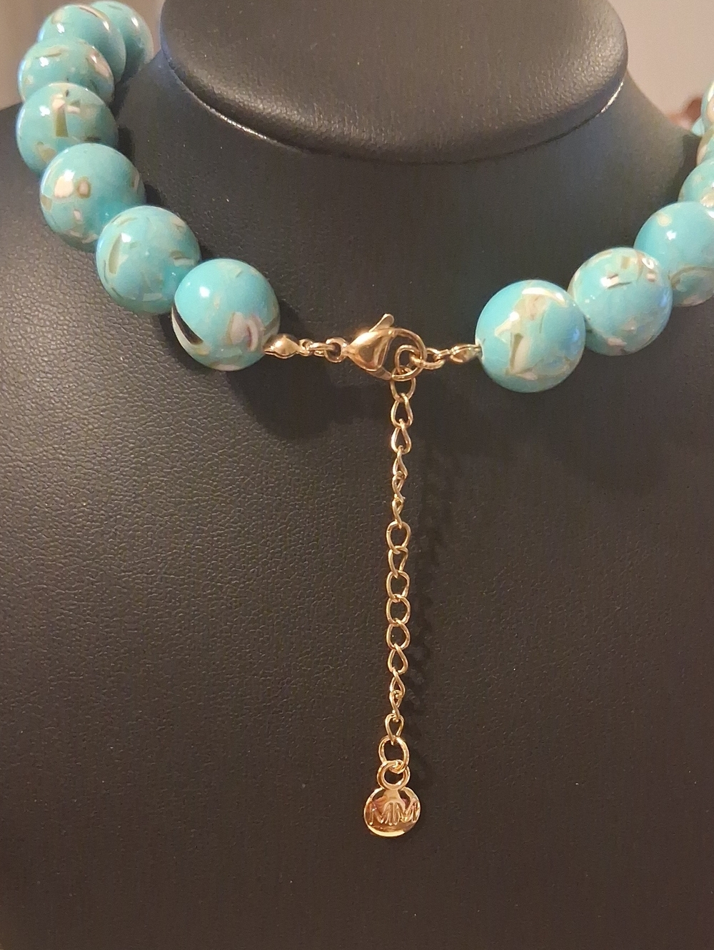 MAYAMAY Chunky Turquoise Beads With A Real Baroque Pearl New - Picture 3 of 3